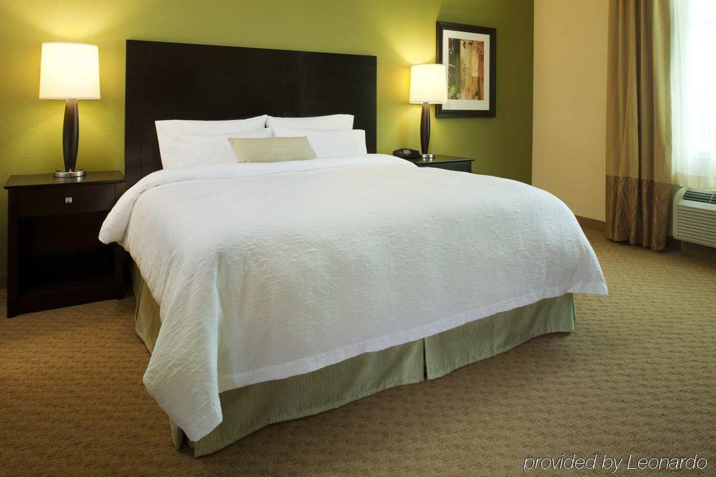 Holiday Inn Express & Suites - Dickinson By Ihg Bagian luar foto