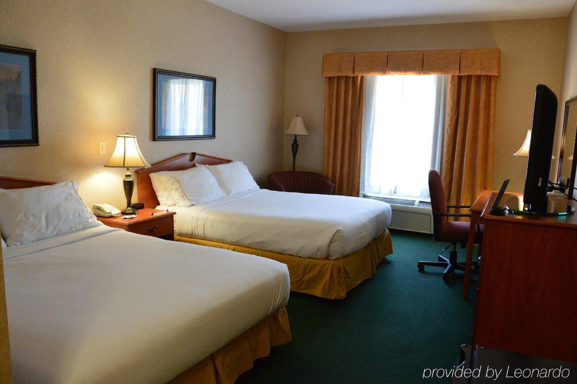 Holiday Inn Express & Suites - Dickinson By Ihg Bagian luar foto